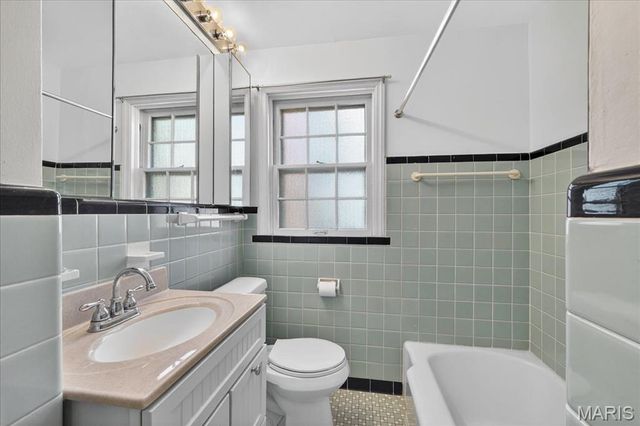 739 Glenvista Place, Glendale, MO 63122