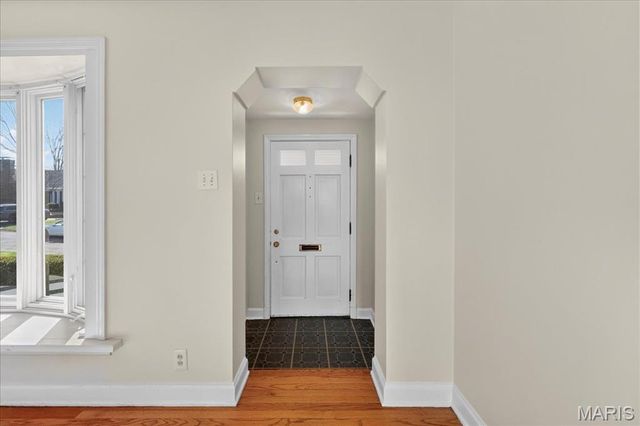 739 Glenvista Place, Glendale, MO 63122