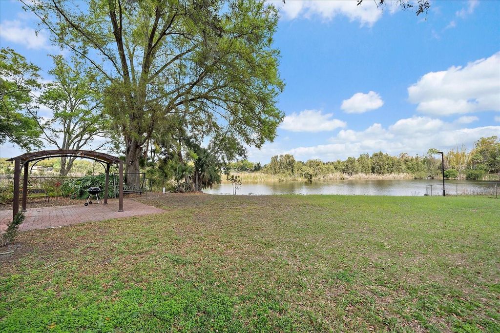 Image 40 of property listing at 603 SPECK COURT, Tampa, FL 33613