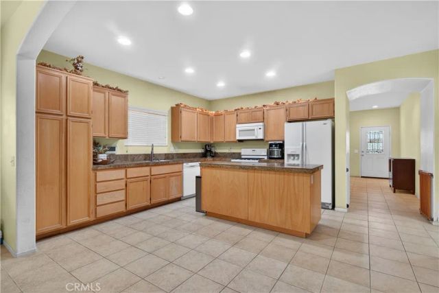 13255 Marshwood Street, Victorville, CA 92392