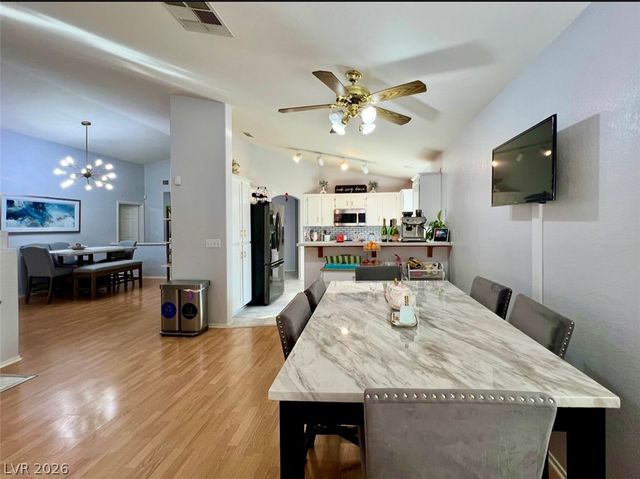 8116 SEDONA SUNSET Drive, Las Vegas, NV 89128