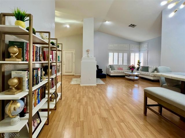 8116 SEDONA SUNSET Drive, Las Vegas, NV 89128
