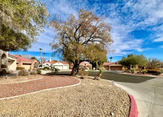 8116 SEDONA SUNSET Drive, Las Vegas, NV 89128