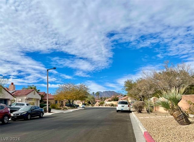 8116 SEDONA SUNSET Drive, Las Vegas, NV 89128
