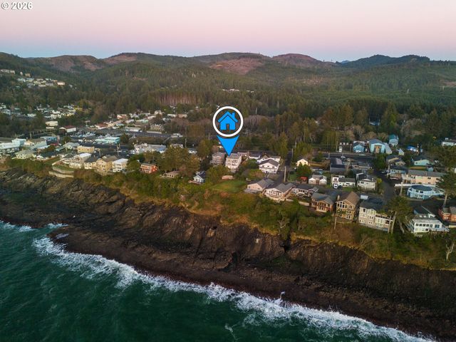 420 Sw COAST Ave, Depoe Bay, OR 97341