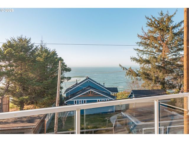 420 Sw COAST Ave, Depoe Bay, OR 97341