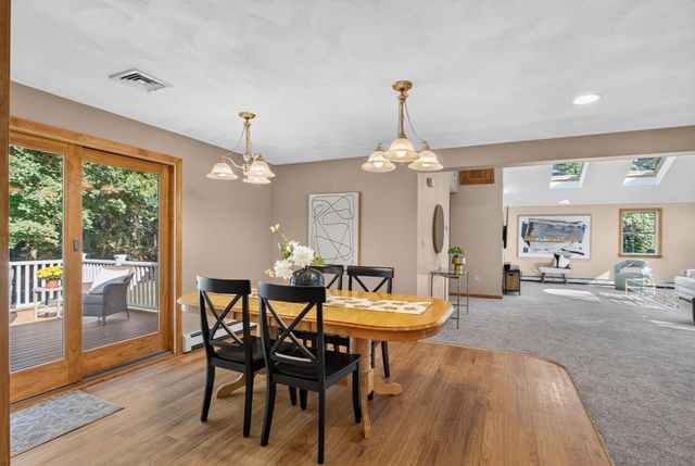 41 Buckingham Drive, Billerica, MA 01821