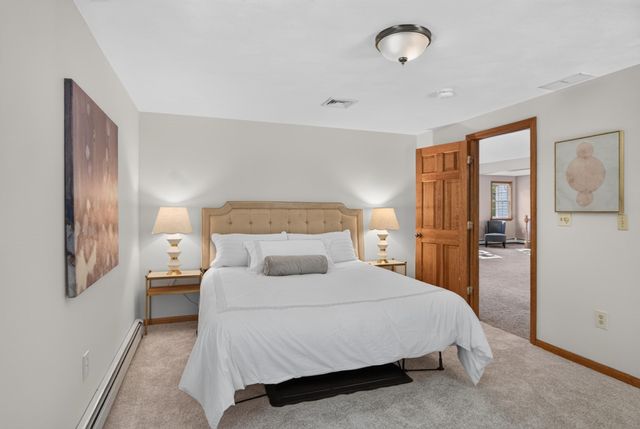 41 Buckingham Drive, Billerica, MA 01821