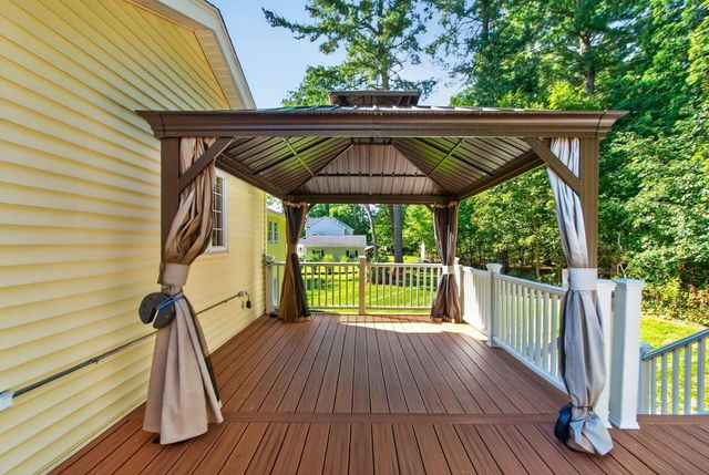 41 Buckingham Drive, Billerica, MA 01821