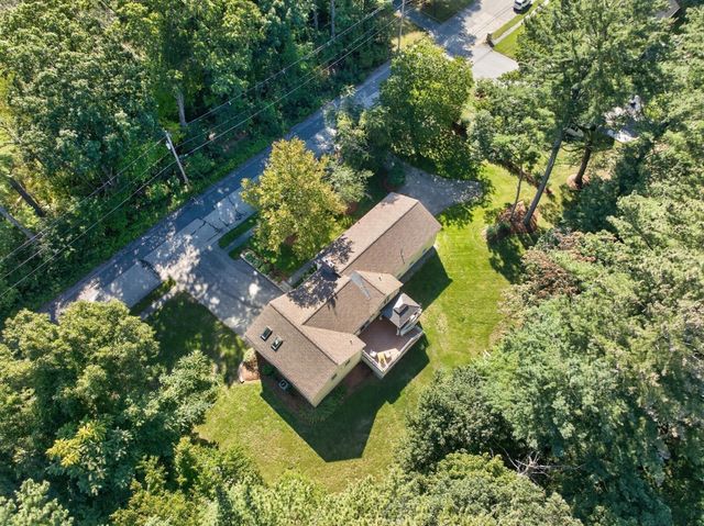 41 Buckingham Drive, Billerica, MA 01821