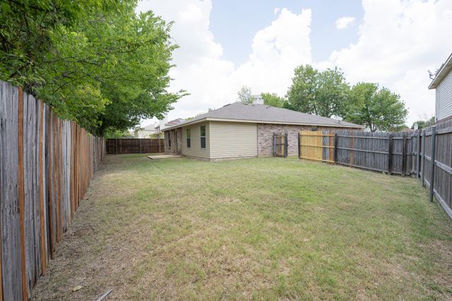 3841 Meredith Lane, Balch Springs, TX 75180