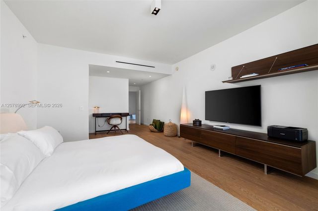 360 Ocean Drive 1102S, Key Biscayne, FL 33149
