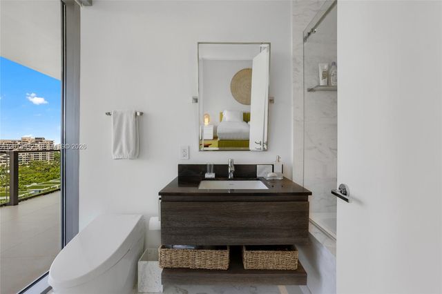 360 Ocean Drive 1102S, Key Biscayne, FL 33149
