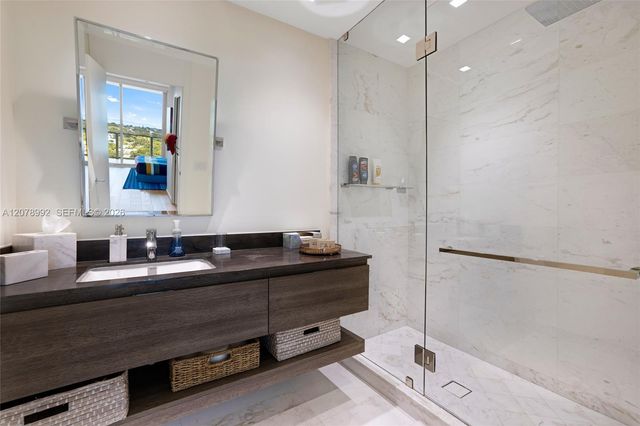 360 Ocean Drive 1102S, Key Biscayne, FL 33149