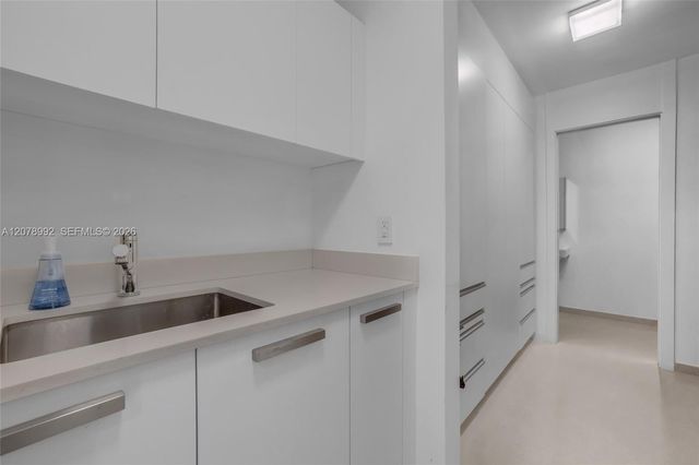 360 Ocean Drive 1102S, Key Biscayne, FL 33149