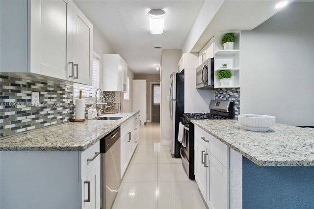 14952 SW 297th Ter, Homestead, FL 33033