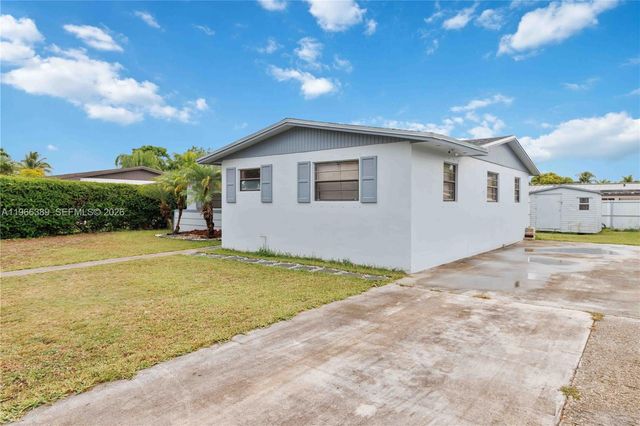14952 SW 297th Ter, Homestead, FL 33033