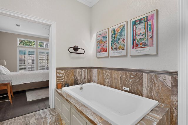 1526 Abrams Road, Dallas, TX 75214