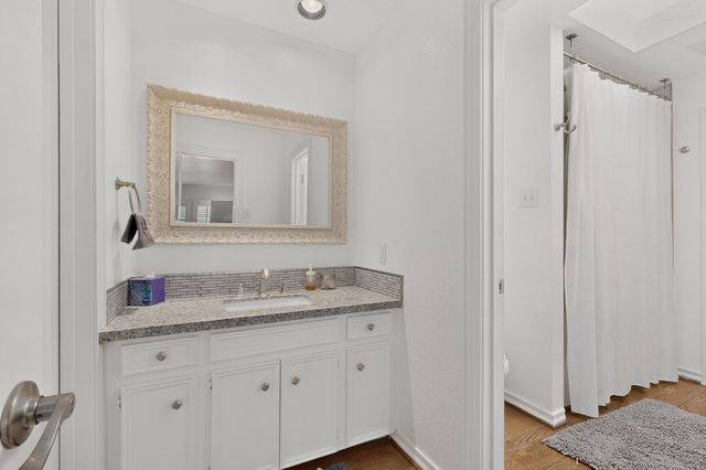 1526 Abrams Road, Dallas, TX 75214