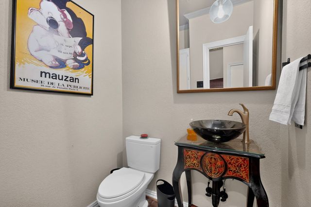 1526 Abrams Road, Dallas, TX 75214