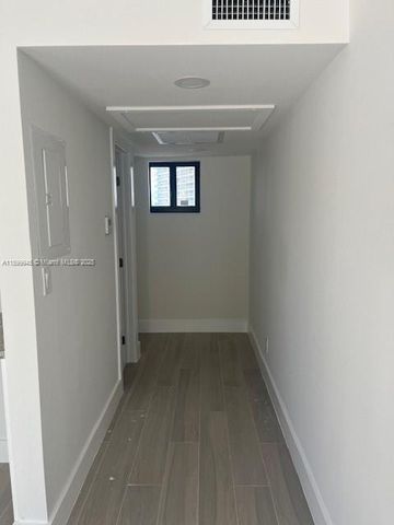 20281 E Country Club Dr CAB16, Aventura, FL 33180