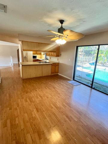 1723 NE 25th Terrace, Jensen Beach, FL 34957