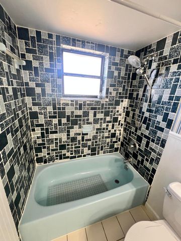 1723 NE 25th Terrace, Jensen Beach, FL 34957