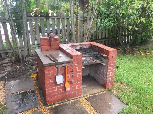 1723 NE 25th Terrace, Jensen Beach, FL 34957