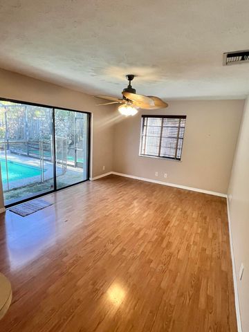 1723 NE 25th Terrace, Jensen Beach, FL 34957