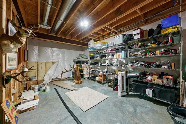 13403 W 181st Terrace, Overland Park, KS 66013