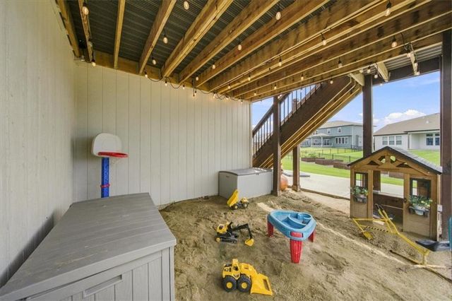 13403 W 181st Terrace, Overland Park, KS 66013