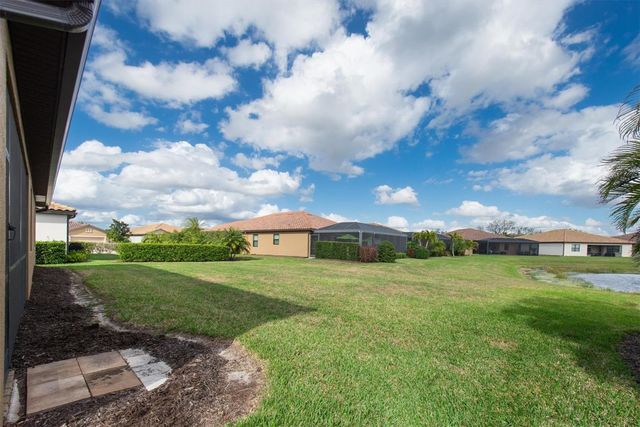 319 WHISPERING PALMS LANE, Bradenton, FL 34212