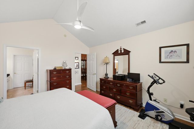 237 Churchill, Nicholasville, KY 40356