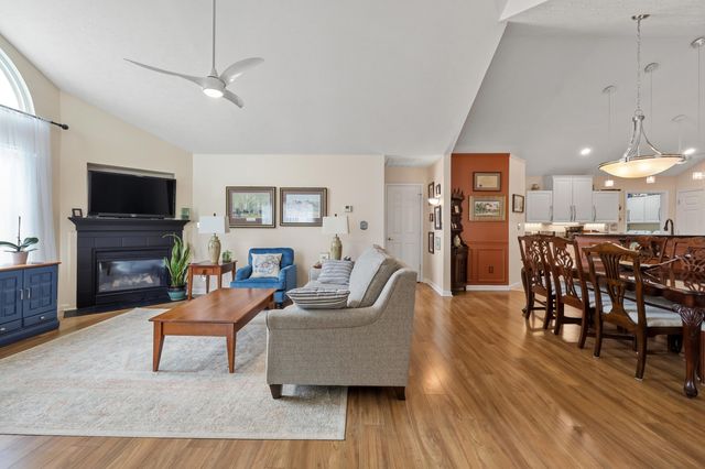 237 Churchill, Nicholasville, KY 40356