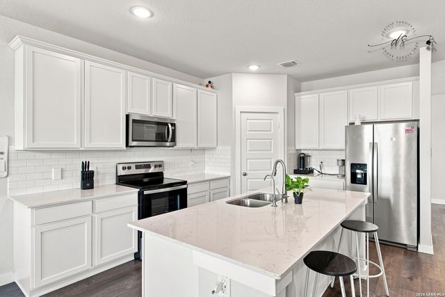 424 Bella Rosa Way, Cibolo, TX 78108
