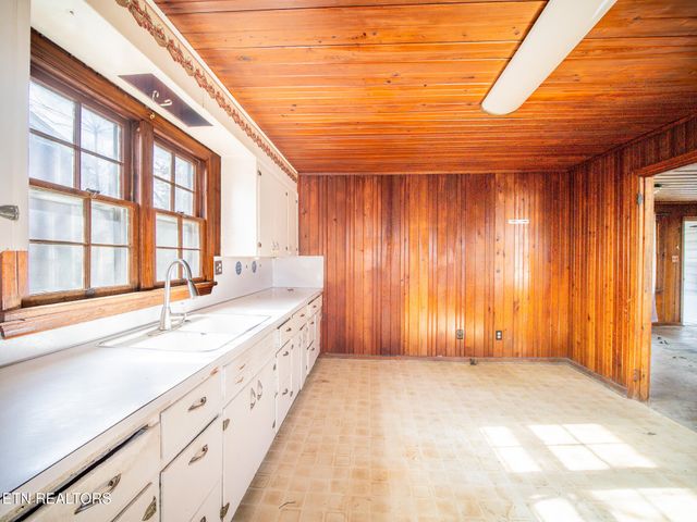 118 Scenic Drive, Sevierville, TN 37862