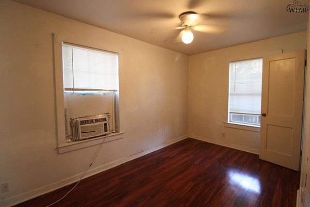1640 HAWES AVENUE, Wichita Falls, TX 76301