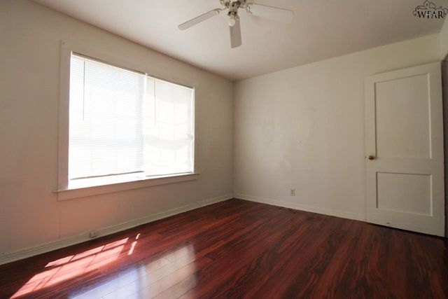1640 HAWES AVENUE, Wichita Falls, TX 76301