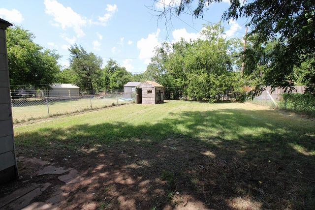1640 HAWES AVENUE, Wichita Falls, TX 76301