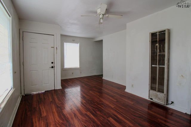 1640 HAWES AVENUE, Wichita Falls, TX 76301