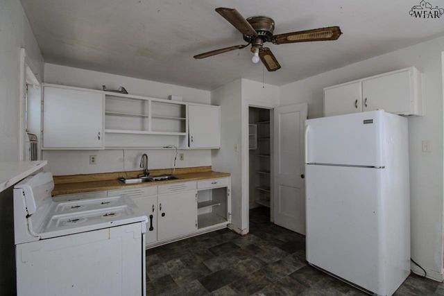 1640 HAWES AVENUE, Wichita Falls, TX 76301