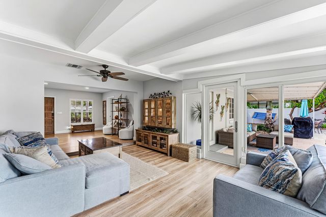 20 NW 11th Street, Delray Beach, FL 33444