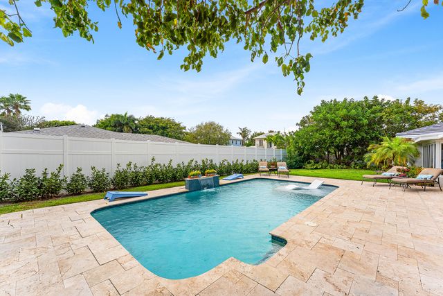 20 NW 11th Street, Delray Beach, FL 33444