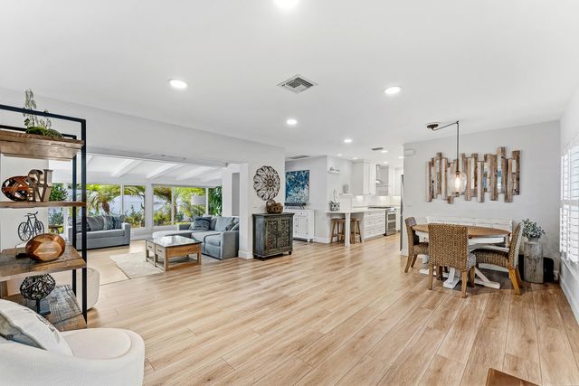 20 NW 11th Street, Delray Beach, FL 33444