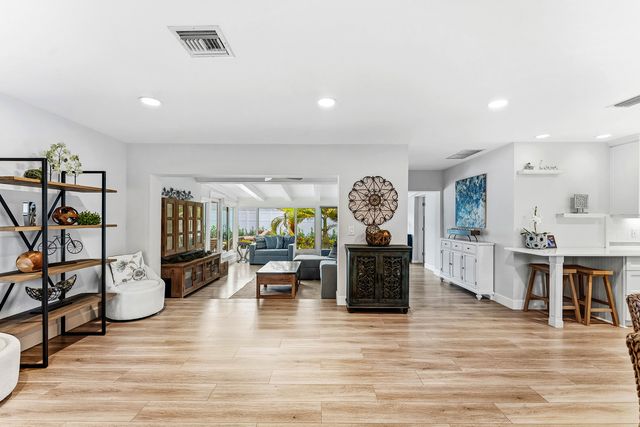 20 NW 11th Street, Delray Beach, FL 33444