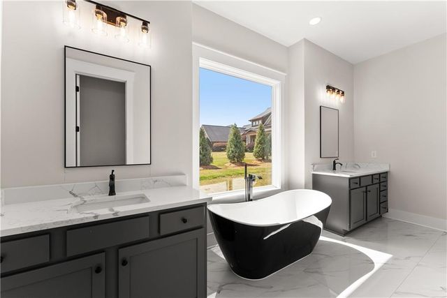 282 Gold Bullion Drive E, Dawsonville, GA 30534