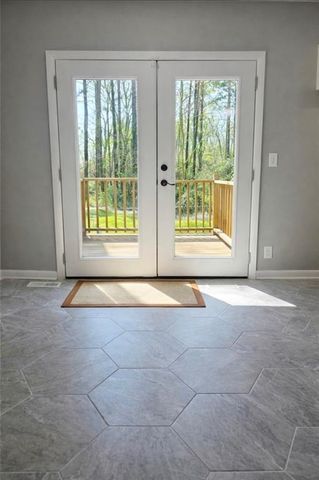 1551 Pine Glen Circle, Decatur, GA 30035