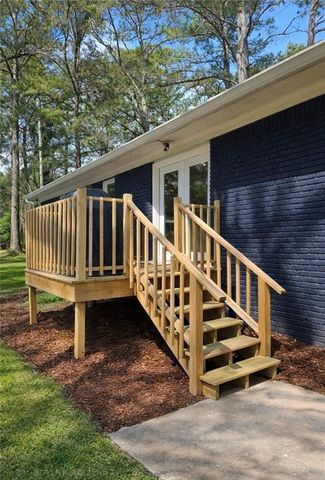 1551 Pine Glen Circle, Decatur, GA 30035
