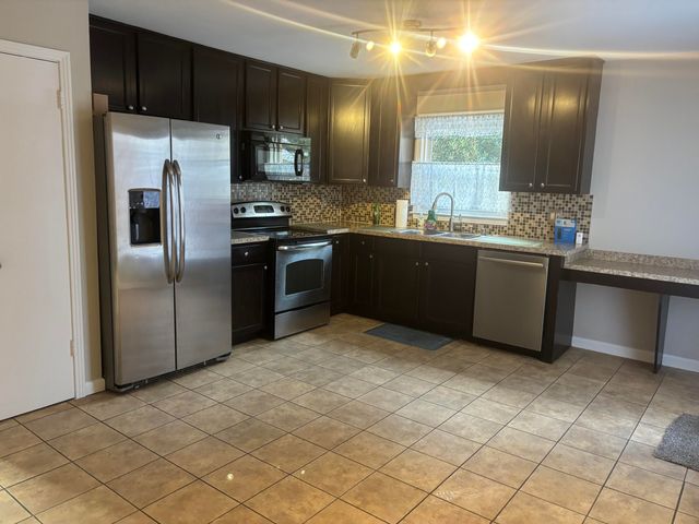 166 Leisure Lane, Lexington, KY 40504