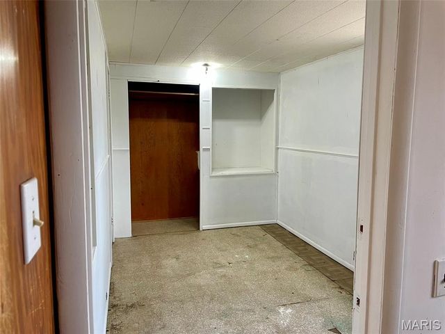 903 N Van Buren Street, Litchfield, IL 62056